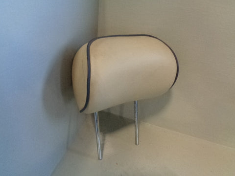 Range Rover L322 Front Off Side Headrest in Parchment with Black Piping