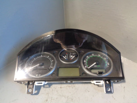 Discovery 3 Instrument Cluster 2.7 TDV6 YAC500026 Land Rover 2004 to 2007