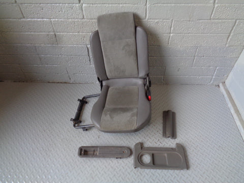 Discovery 2 Dickie Seats Pair Grey Fabric Cloth 3rd Row Land Rover R18044