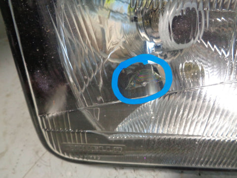 Discovery 2 Headlight Near Side Pre-Facelift XBC105130 Land Rover R17014