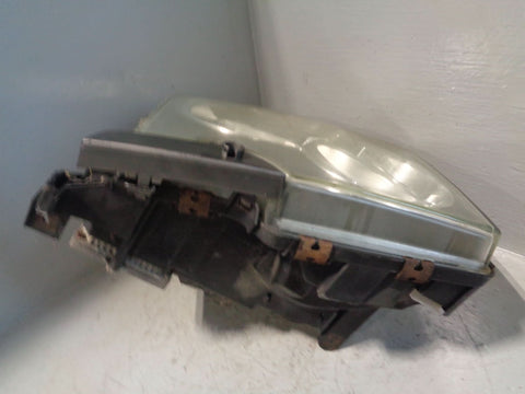 Range Rover L322 Headlight Xenon with Ballast Off Side 2002 to 2005 R15063