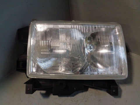 Range Rover P38 Headlight Off Side Right LHD Valeo XBC105960 1995 to 2002