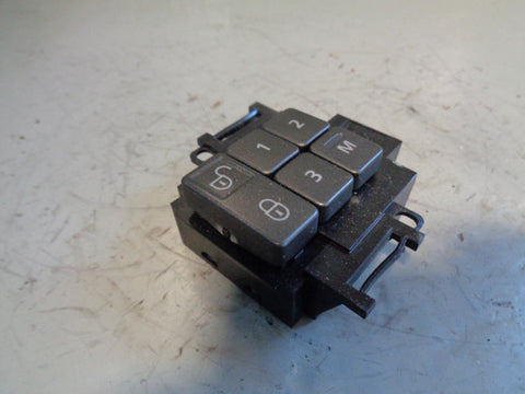 Discovery 4 Off Side Front Door Lock Switch AH22-14017 AA Land Rover