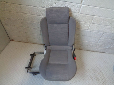 Discovery 2 Dickie Seats Pair Grey Fabric Cloth 3rd Row Land Rover B06091