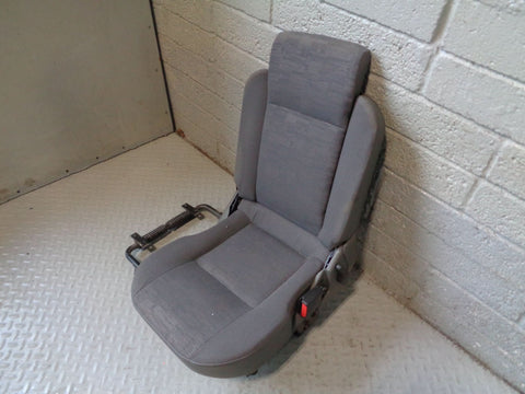 Discovery 2 Dickie Seats Pair Grey Fabric Cloth 3rd Row Land Rover B06091