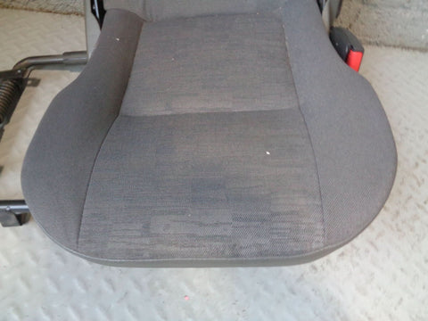 Discovery 2 Dickie Seats Pair Grey Fabric Cloth 3rd Row Land Rover B06091