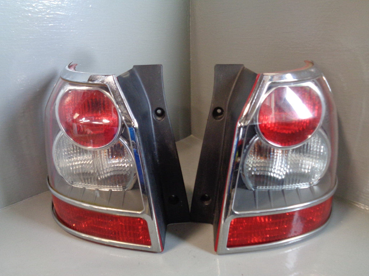 Freelander 2 Rear Tail Light Clusters Pair Chrome Trim Land Rover R29054