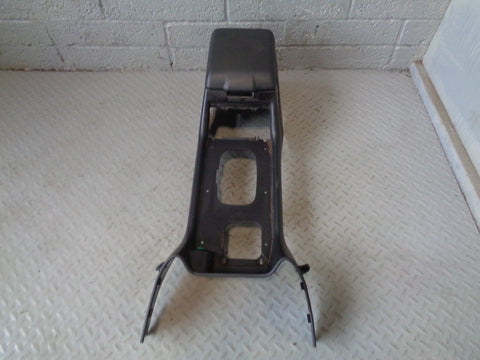 Discovery 2 Centre Console Arm Rest Black Auto Land Rover 2002 to 2004 L190724