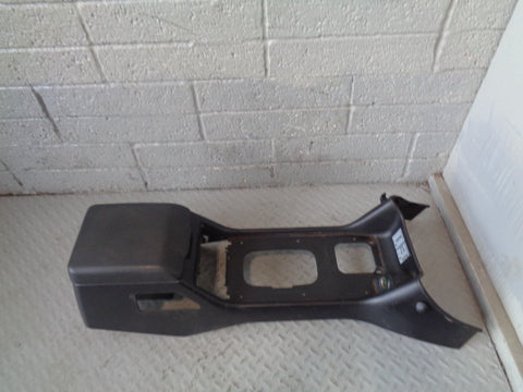 Discovery 2 Centre Console Arm Rest Black Auto Land Rover 2002 to 2004 L190724