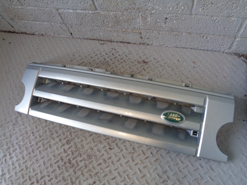 Discovery 3 Grille Front Arctic Frost Land Rover 2004 to 2009 K02015