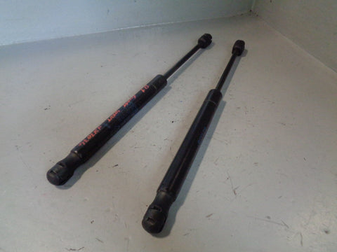 Freelander 2 Bonnet Lift Struts Gas Pair Of Land Rover 2006 to 2011