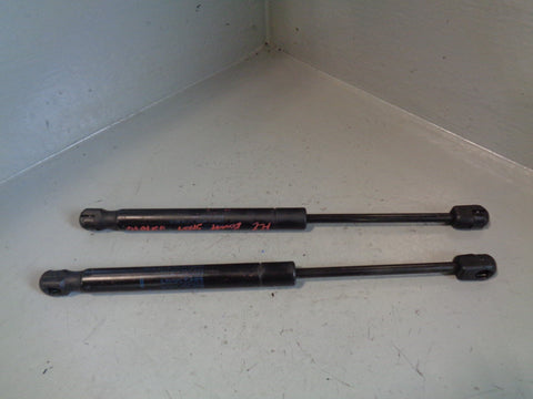 Freelander 2 Bonnet Lift Struts Gas Pair Of Land Rover 2006 to 2011