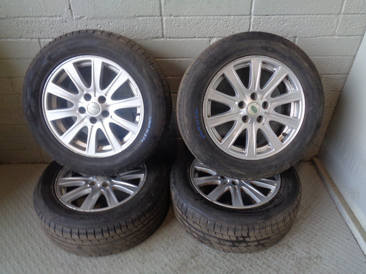 Discovery 3 Alloy Wheels SE and Tyres 255/55R18 Set of x 4 Land Rover L19074