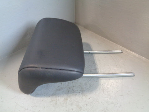 Freelander 2 Headrest Rear Off Side in Black Leather Land Rover R28064