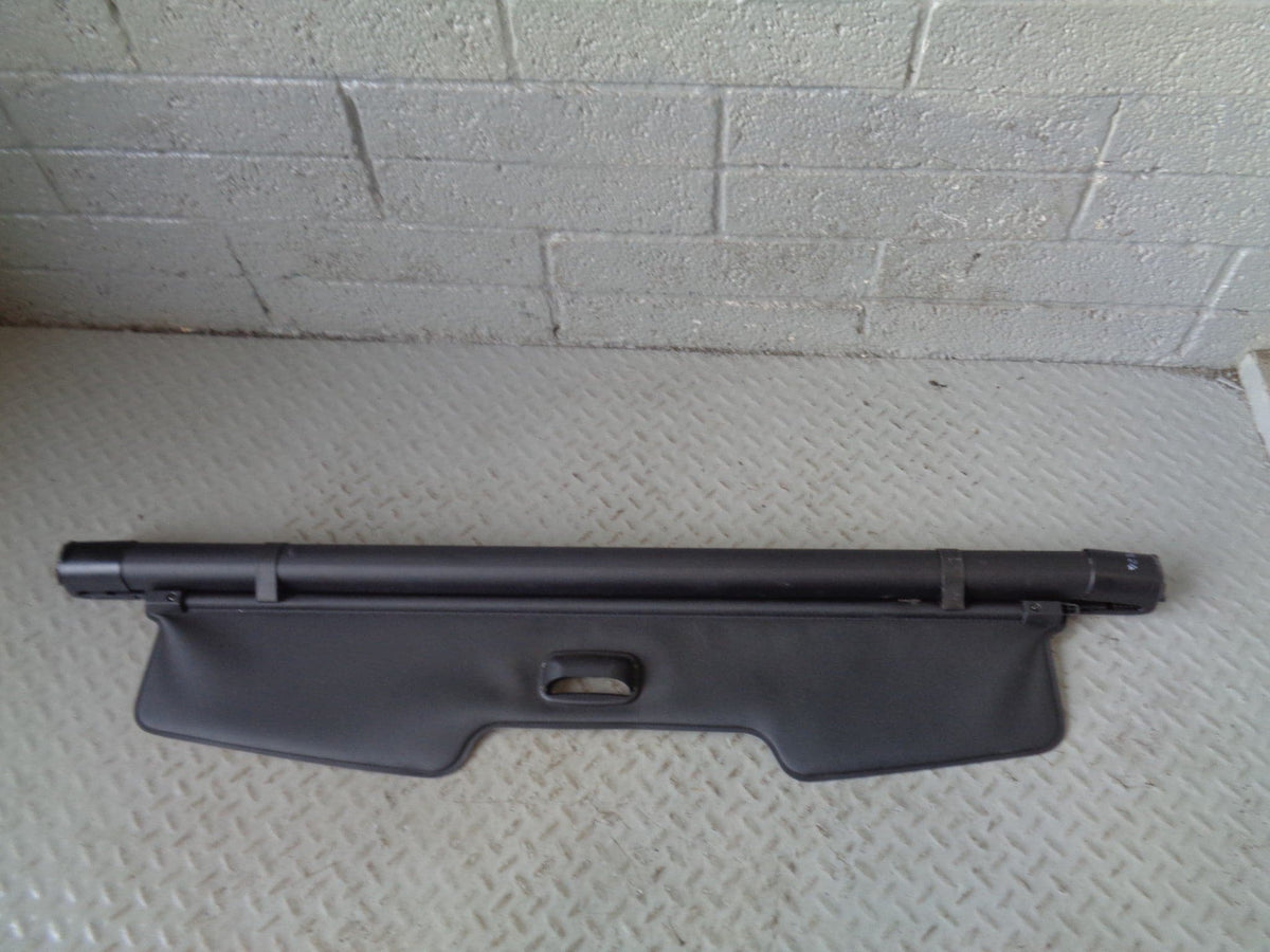 Range Rover Sport Retractable Load Cover in Black L320 2005 to 2013 L270824