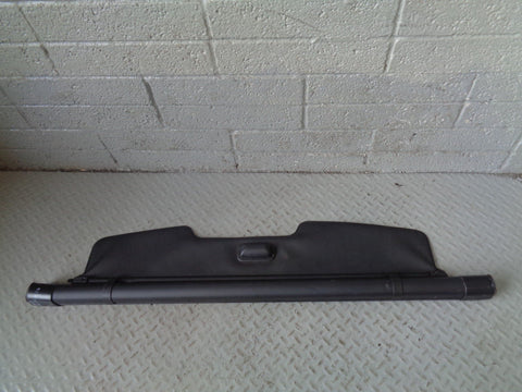 Range Rover Sport Retractable Load Cover in Black L320 2005 to 2013 L270824