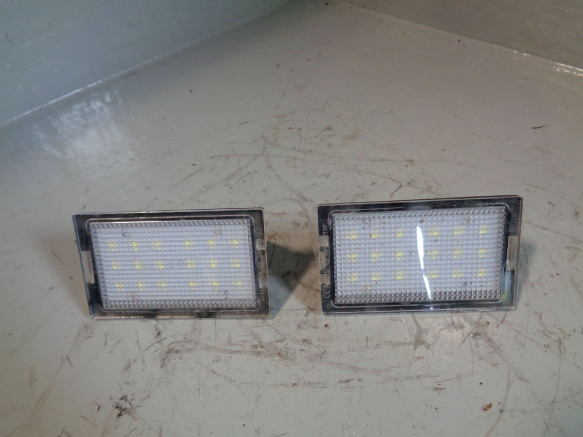 Discovery 3 4 LED Number Plate Lights Pair Land Rover 2004 to 2016 K07104