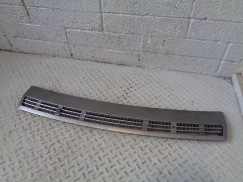 Range Rover L322 Bonnet Grill Under Windscreen 2002 to 2013 L30094