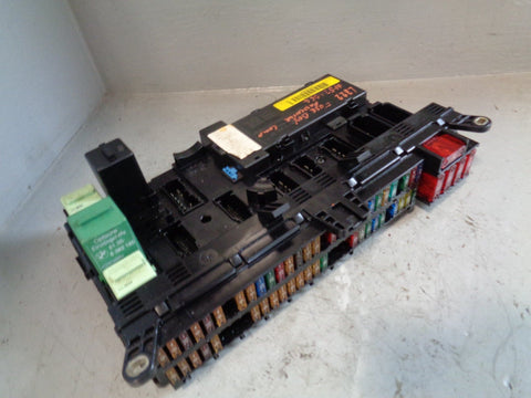 Range Rover L322 Fuse Box Main Dashboard TD6 and V8 YPP000020 2002 to 2006