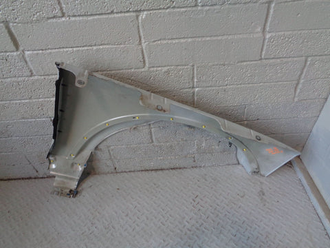 Discovery 3 Near Side Front Wing Land Rover Zermatt Silver 2004 to 2009 K22104