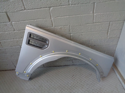 Discovery 3 Off Side Front Wing Land Rover Zermatt Silver 2004 to 2009 K22104