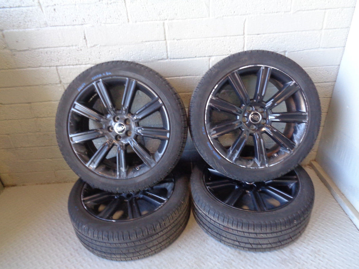 Range Rover Evoque Alloy Wheels and Tyres 245/45R20 Set of x 4 L538 R24074