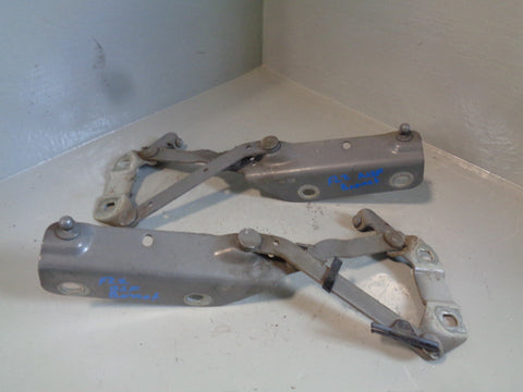 Freelander 2 Bonnet Hinges Pair Of Grey / Silver Land Rover 2006 to 2015