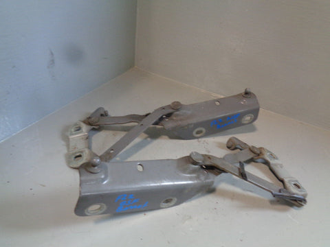 Freelander 2 Bonnet Hinges Pair Of Grey / Silver Land Rover 2006 to 2015