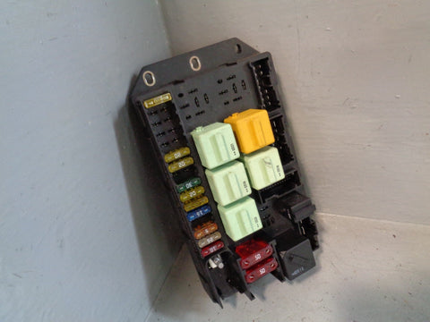 Range Rover L322 Fuse Box YQE000350 TD6 or V8 2002 to 2006