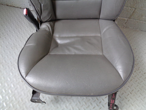 Discovery 2 Seats Grey Electric Full Leather x5 Land Rover 1998 to 2004 R13092