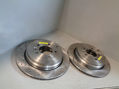 Brake Discs Vented Grooved Rear Pair Discovery 3 4 Range Rover Sport SDB000636