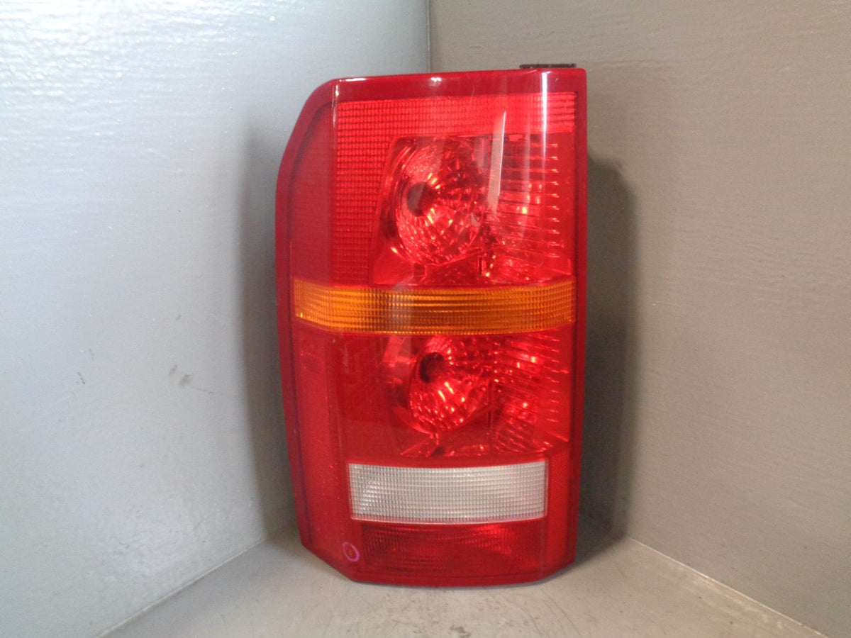 Discovery 3 Tail Light Cluster Near Side Rear XFB000573 2004 to 2009 L3074