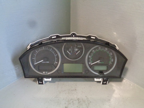 Discovery 3 Instrument Cluster 2.7 TDV6 YAC500028 Land Rover 2004 to 2006