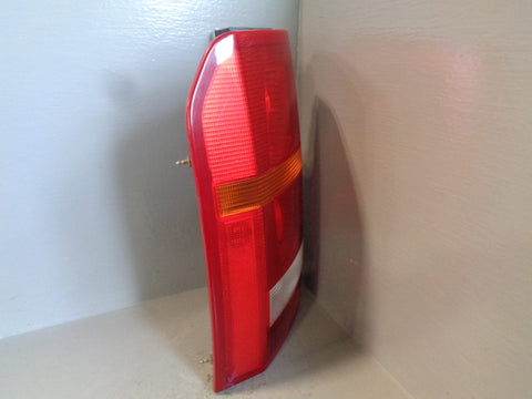 Discovery 3 Tail Light Cluster Near Side Rear XFB000573 2004 to 2009 K08054