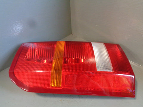 Discovery 3 Tail Light Cluster Near Side Rear XFB000573 2004 to 2009 K08054