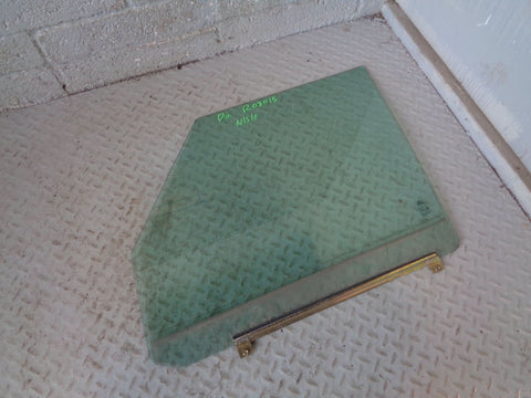 Discovery 2 Window Glass Near Side Front Land Rover 1998 to 2004