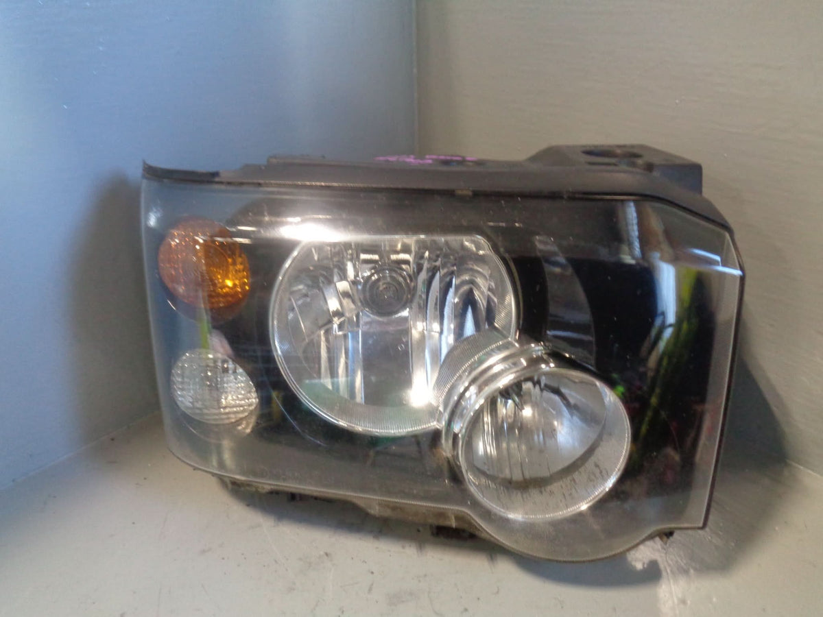 Discovery 2 Headlight Off Side Facelift Td5 V8 2002 to 2004 Land Rover L190724