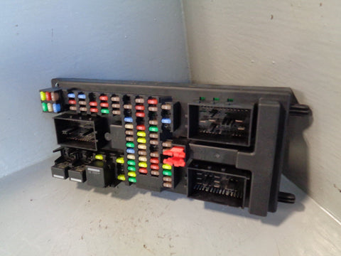 Range Rover L322 Fuse Box 4.4 TDV8 BH42-14041-AA Under Dash 2010 to 2013