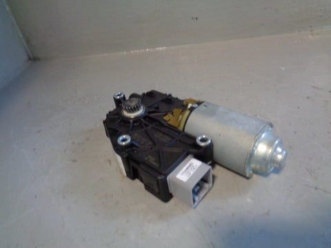 Range Rover L322 Electric Sunroof Motor AH42 15B689AC 2010 to 2013