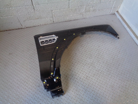 Discovery 4 Front Wing Off Side Santorini Black LRC 820 2009 to 2014 K26084