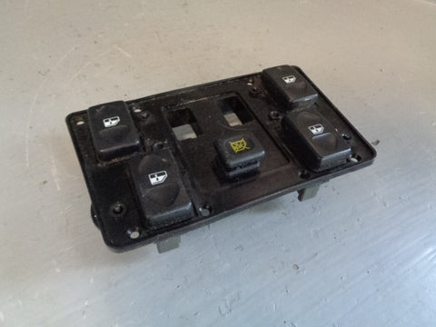 Discovery 2 Electric Window Switch Pack in Black Land Rover