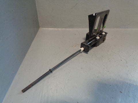 Range Rover L322 Fuel Flap Release Actuator 67.11-8 352 168