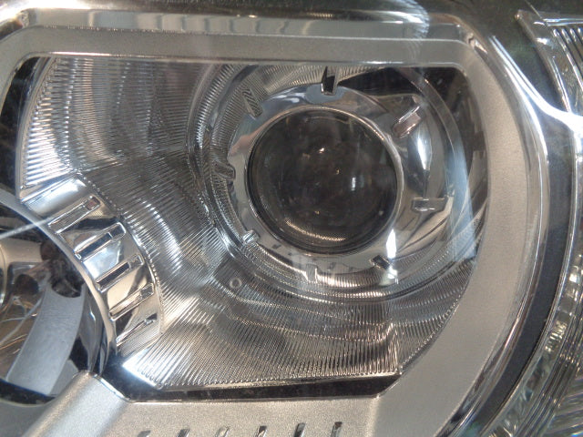 Freelander 2 Near Side Halogen Headlight Land Rover