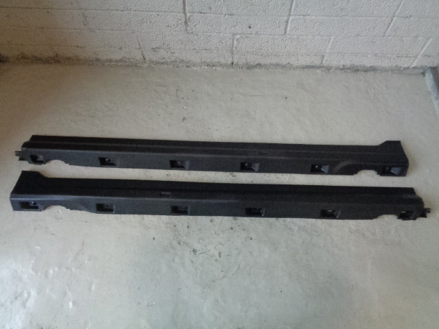 Freelander 2 Sill Cover Trims Pair Land Rover 2006 to 2011 Black Plastic B22083