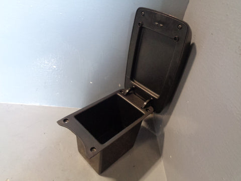 Freelander 1 Centre Console Arm Rest in Black Land Rover