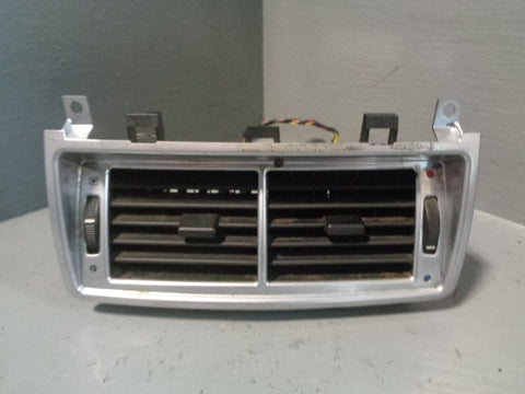 Range Rover L322 Rear Centre Console Air Vents in Silver