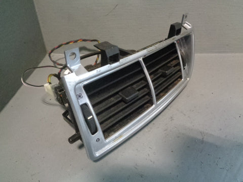 Range Rover L322 Rear Centre Console Air Vents in Silver