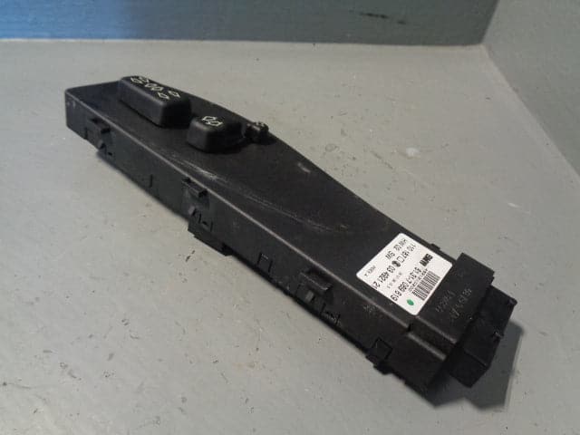 Range Rover L322 Electric Seat Switch Pack Near Side Front