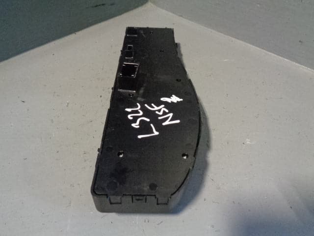 Range Rover L322 Electric Seat Switch Pack Near Side Front