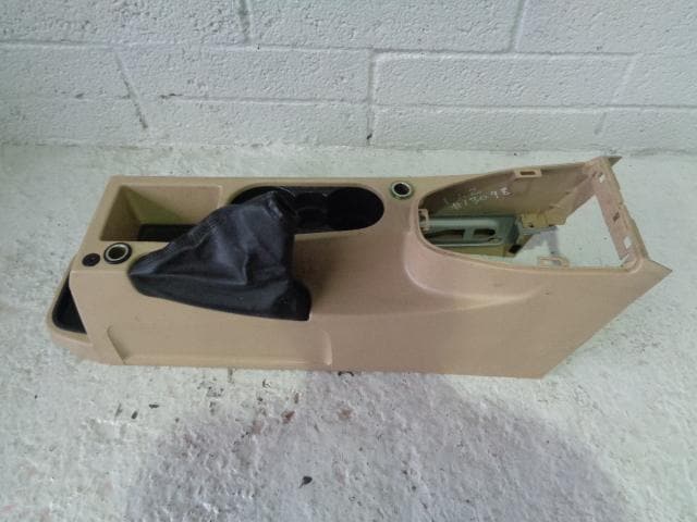 Freelander 2 Centre Console Rear Audio Controls Sand Land